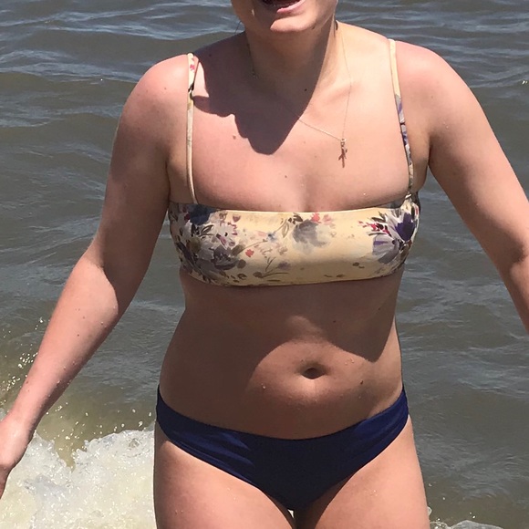 SOLD -Boys + arrows hezeus top pretty little thang - Picture 7 of 8